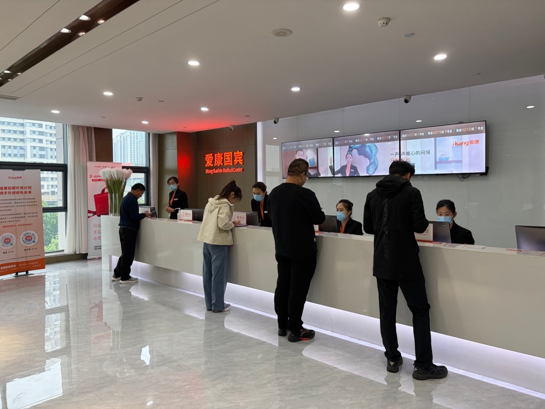 Yantai Double Plastic Industry, İşçilərin Fiziki Müayinəsini və Komanda Yaratma Fəaliyyətlərini Təşkil edir
