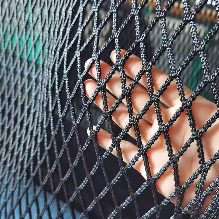 Futbol Sahəsi Hasarı Polyester PP HDPE Güclü Yırtılmaya Davamlı Düyünsüz İdman Şəbəkəsi 4,5x4,5 sm Mesh ilə